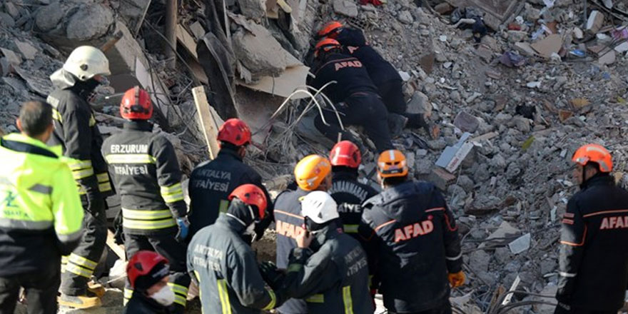 Elazığ Sivrice'de 6,8 büyüklüğünde deprem: 41 kişi hayatını kaybetti