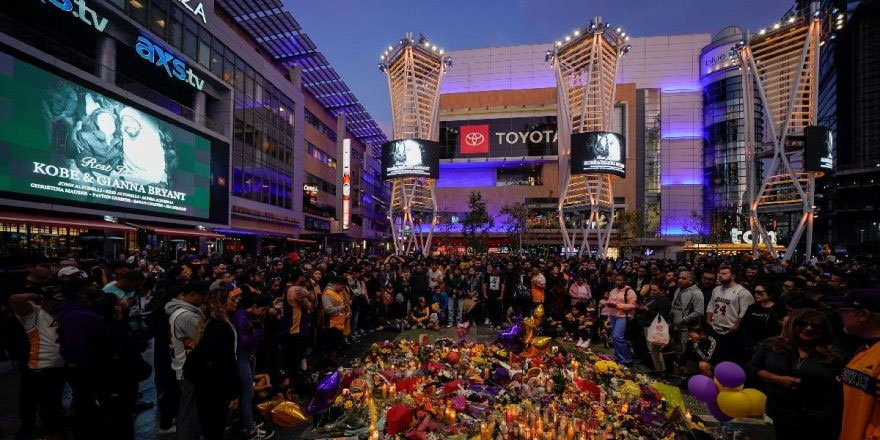 Los Angeles derbisi ertelendi