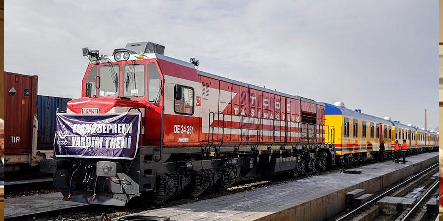 10 vagonlu konaklama treni Elazığ Tren Garı’na ulaştı