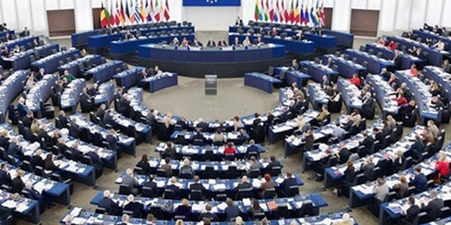 AP'den mobil cihazlara tek tip şarj çağrısı