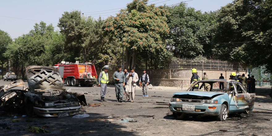 Afganistan'da üniversite önünde intihar saldırısı: 5 ölü