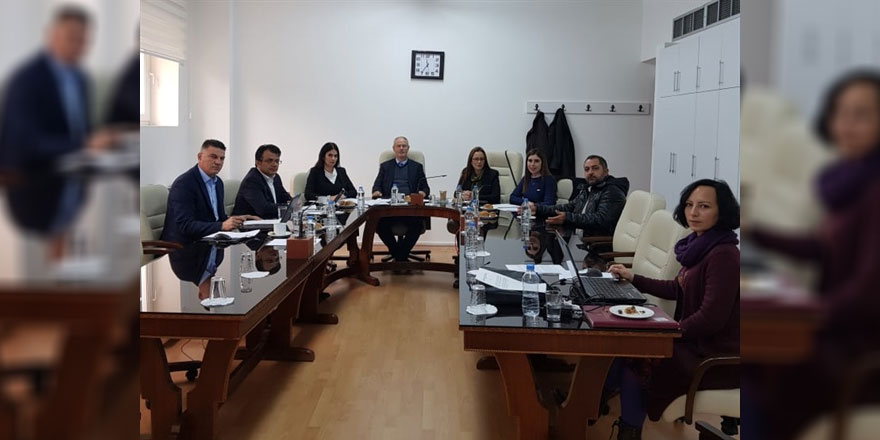 Hukuk komitesi, üniversite açma iznine ilişkin üç karar tasarısını görüştü