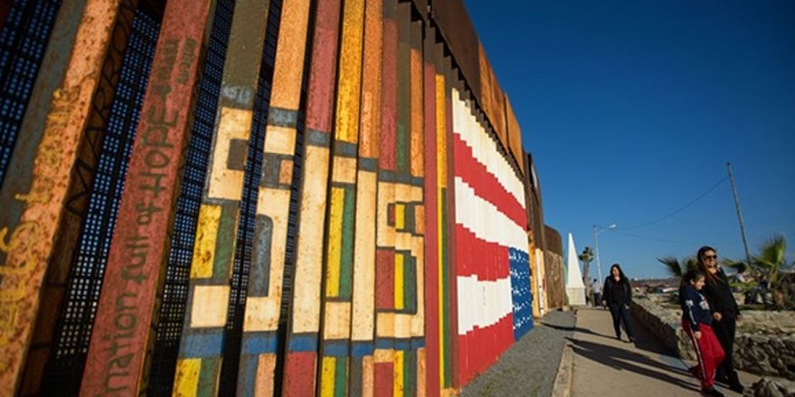 Pentagon'dan Meksika sınırına duvar için 3,8 milyar dolar fon