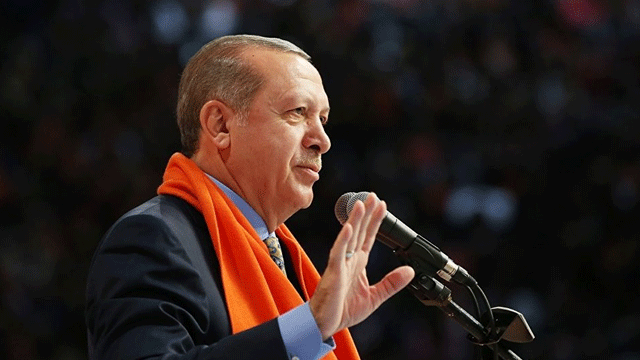 Cumhurbaşkanı Erdoğan'dan "yurtdışına para kaçıran işadamları" sözüne açıklama