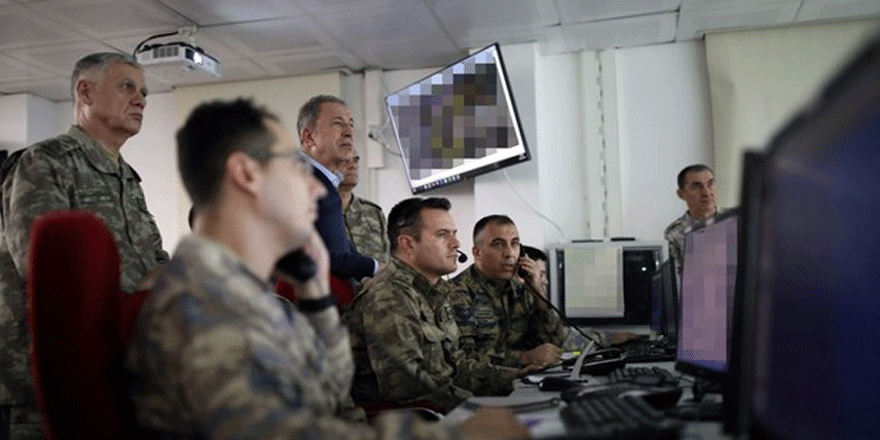 Bakan Akar ve komutanlar sıfır noktasında