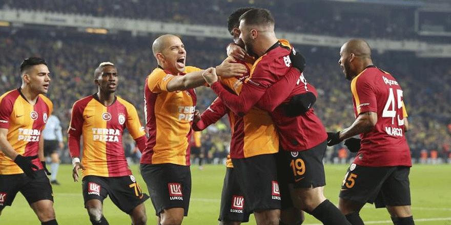 Galatasaray'da ayrılmaz ikiliye ödül! Ömer Bayram ve Donk...