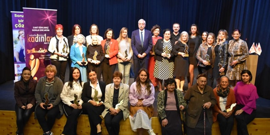 Girne Belediyesi “Kentin güçlü kadınları ödül töreni'' yapıldı