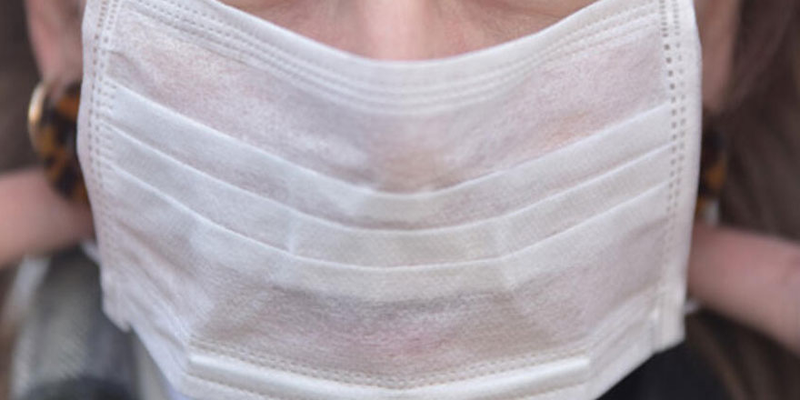 KKTC’de maske stokları tükendi