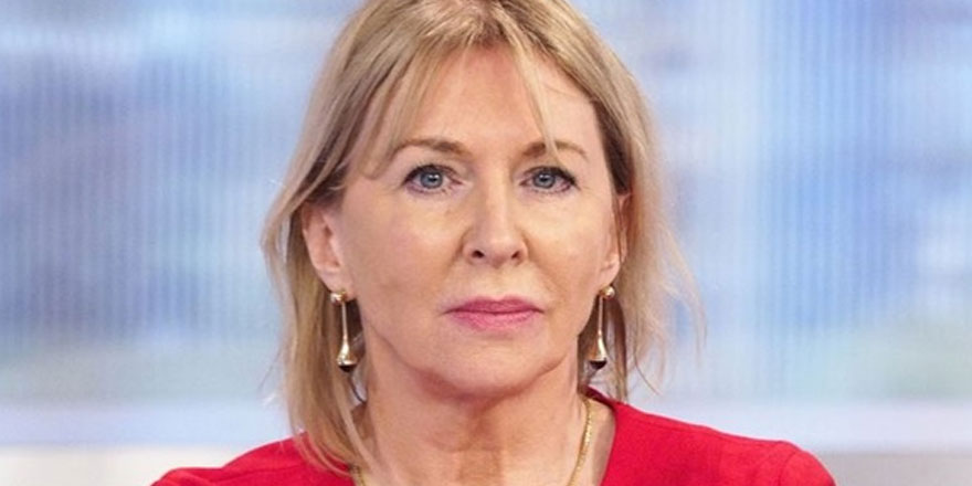 İngiltere'de hasta güvenliğinden sorumlu Bakan Dorrıes'te koronavirüs tespit edildi