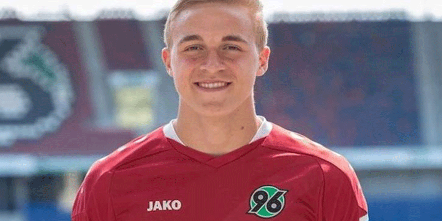 Koronavirüse yakalandığı tespit edilen ilk profesyonel futbolcu Timo Hübers oldu