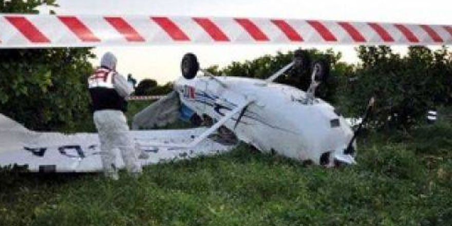 Endonezya’da küçük uçak düştü
