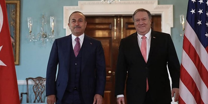 Pompeo ve Çavuşoğlu "Kovid-19 ve ikili ilişkilere" dair telefon görüşmesi yaptı