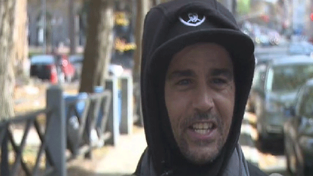 10 bin dolarlık çek bulup sahibine veren evsiz, hayatının sürprizi ile karşılaştı!