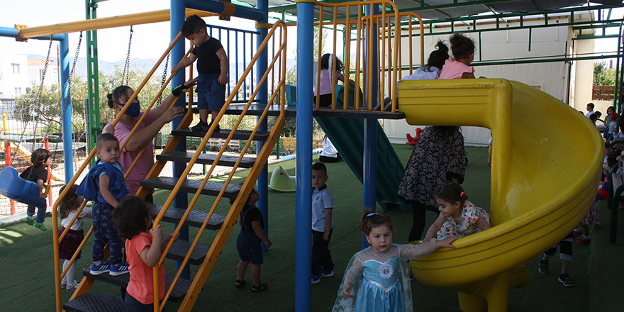 17 Şubat’a kadar yüz yüze eğitim durduruldu, kreşler de kapatıldı