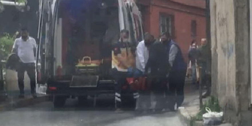 Beyoğlu'nda iki kardeş arasındaki ev satışı tartışmasında kan aktı