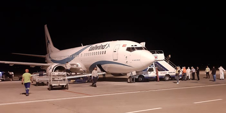 İngiltere’den 155 yolcu ve 6 cenaze geldi!