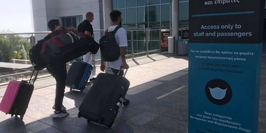 Güney Kıbrıs’ta bugün itibarıyla uçuşlar başladı