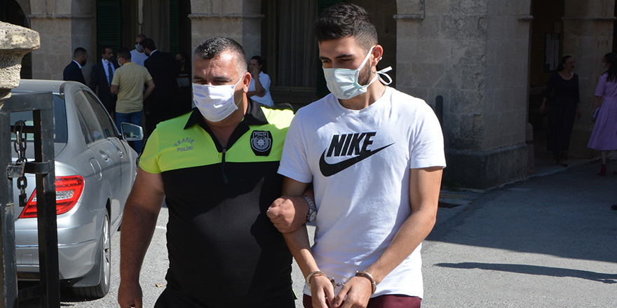 ‘Gözüme sinek kaçtı’