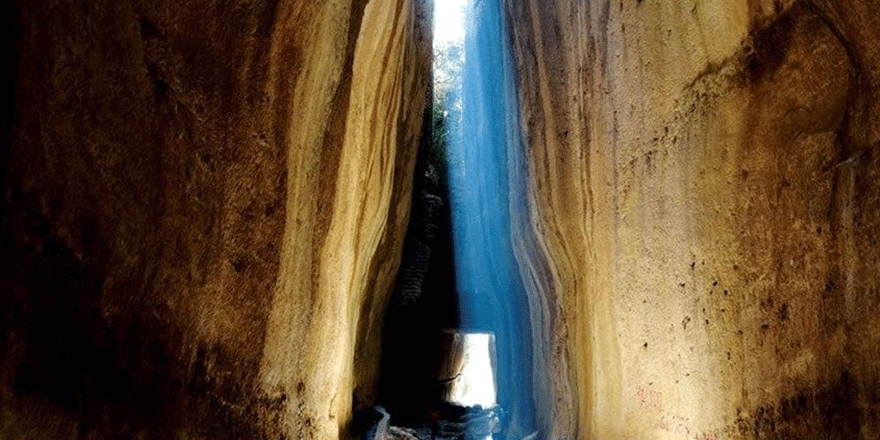 Bin esirin yaptığı mühendislik harikası 'Titus Tüneli'ne turist akını