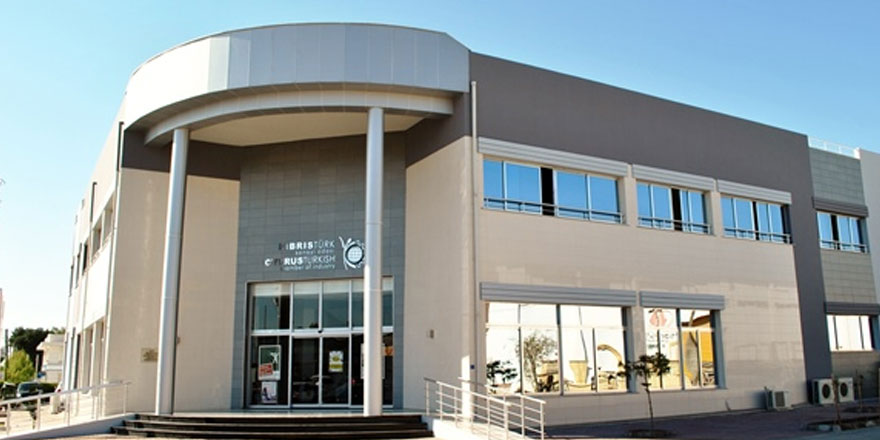 “Ülke ekonomisinin yeniden ayağa kaldırılması için acilen bir yol haritası oluşturulmalı”