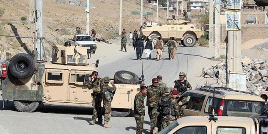 Afganistan'da düzenlenen Taliban saldırısında 12 güvenlik görevlisi öldü