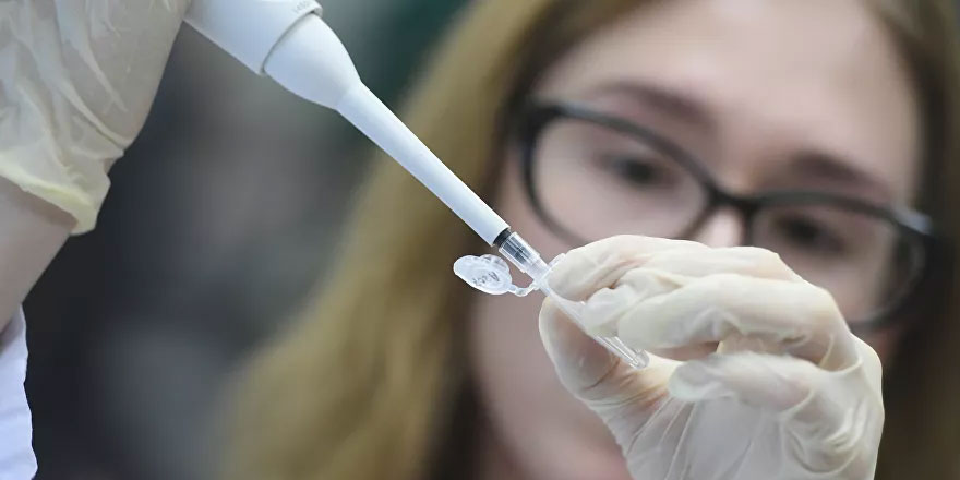 Rusya'da koronavirüs aşısının klinik testlerine bugün başlandı