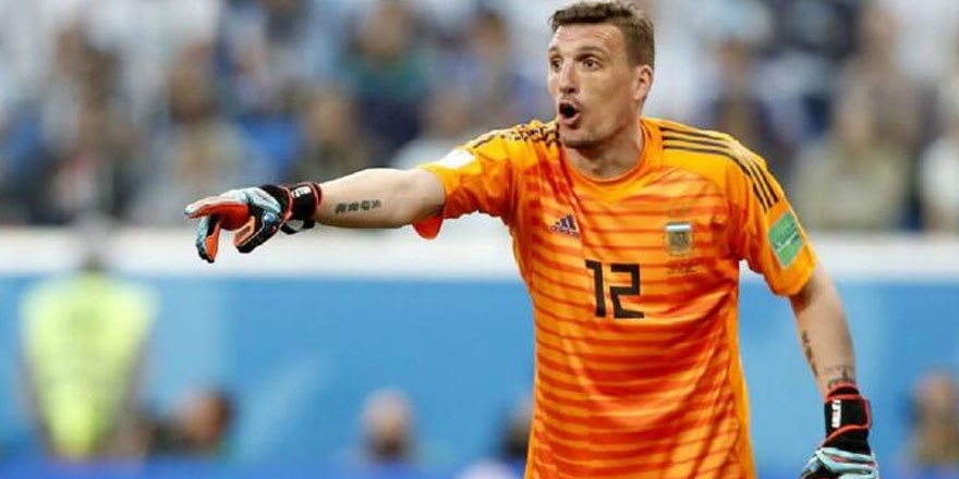 Beşiktaş'ta kaleci transferi için iki sürpriz aday