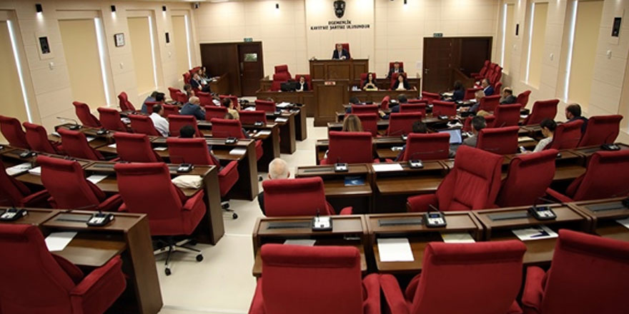 Genel kurulun gündeminde 4 yasa önerisi, 4 de yasa tasarısı var