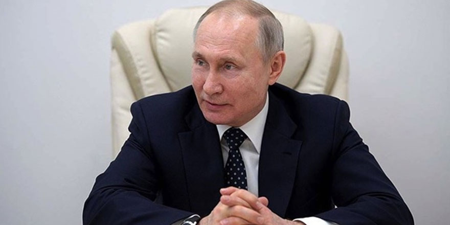 Putin’e 2036'ya kadar başkanlık yolunu açan halk oylamasından "yüzde 77,92 evet" çıktı