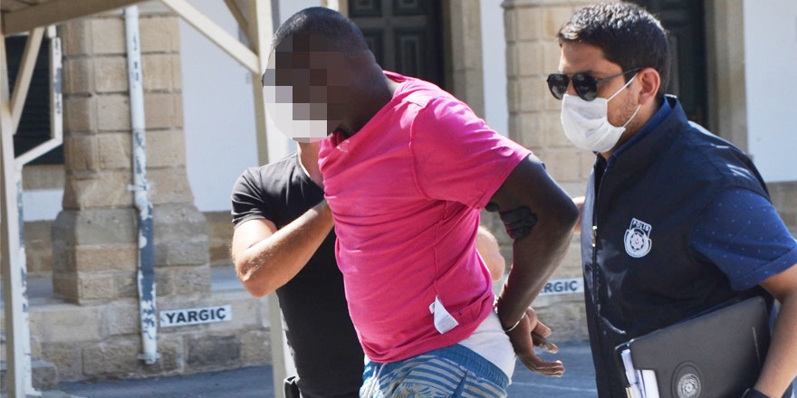 Araba çalmakla suçlanıyor