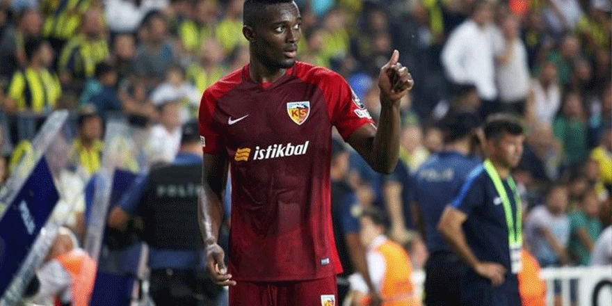 Mensah için Beşiktaş ile görüştük