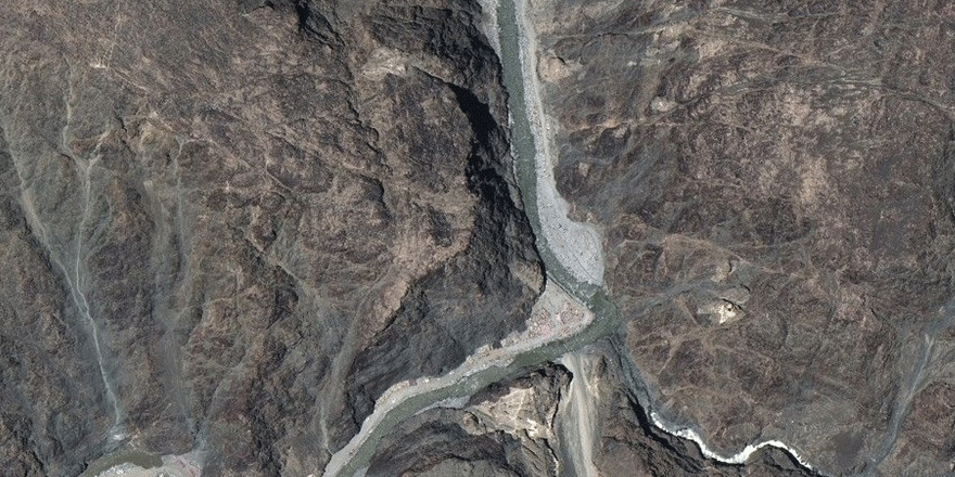 Çin, Himalayalar'da geri adım atıyor