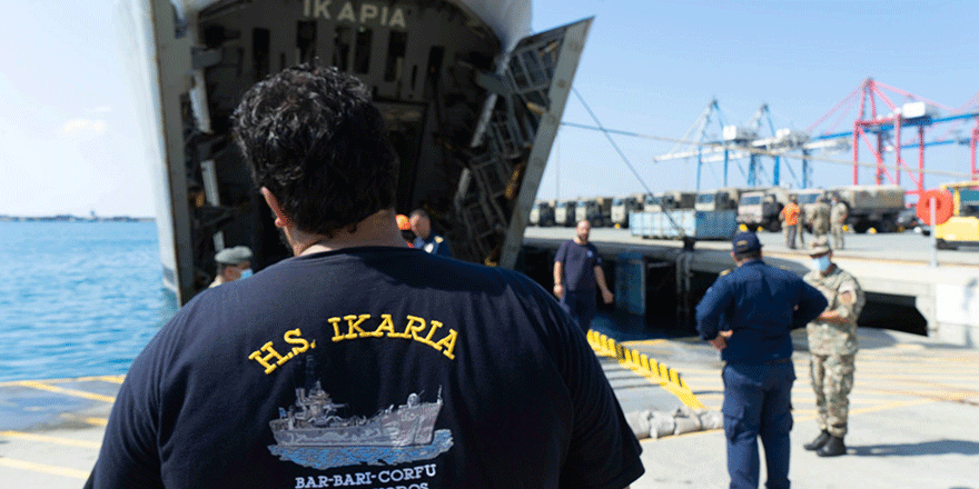 Lübnan’a 70 tonluk yardım