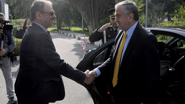 Cumhurbaşkanı Akıncı Milli Arşiv ve Araştırma Dairesi’ni ziyaret etti