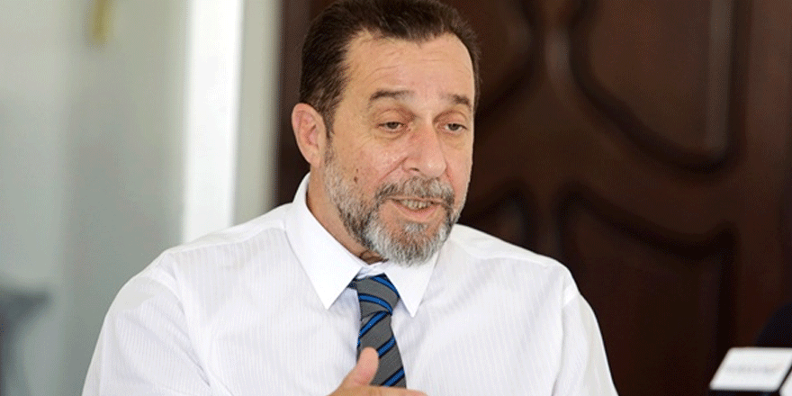 Serdar Denktaş: “Bırakın kendi demokrasimizi yaşayalım”