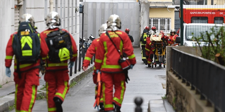 Paris’te Charlıe Hebdo'nun eski binası yakınlarında saldırı