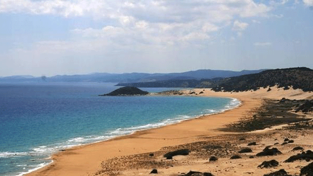 Dipkarpaz Çevre, Doğa Koruma ve Sosyal Aktivite Derneği, hiçbir siyasi partinin, Dipkarpaz üzerinden siyaset yapmamasını istedi