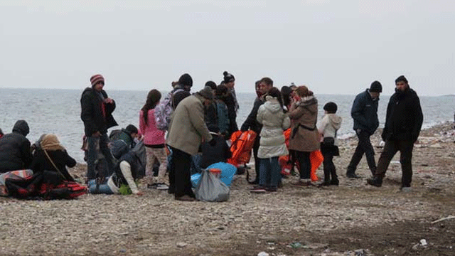 Çanakkale'de 32 Afganistan ve İran uyruklu yakalandı