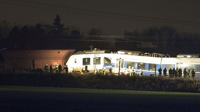 Almanya'da tren kazası.. 3'ü ağır 41 kişi yaralandı