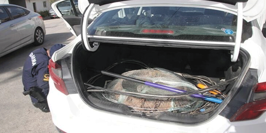 Hırsızlık şüphelileri suçüstü yakalandı