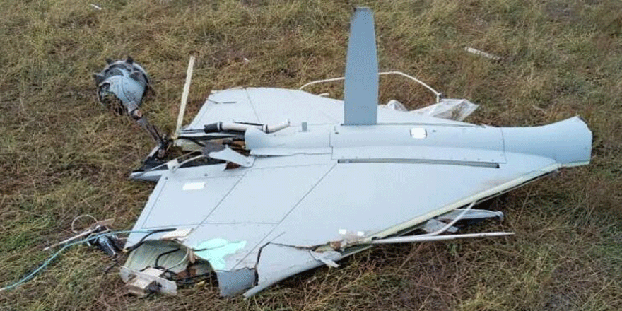 Azerbaycan ordusu Ermeni güçlerine ait 'kamikaze dronu' düşürdü