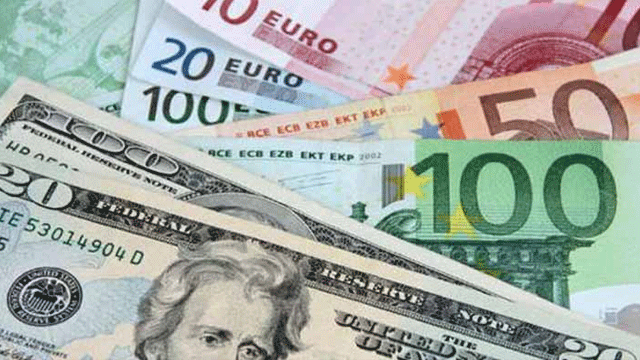 Euro, TL karşısında rekor kırdı