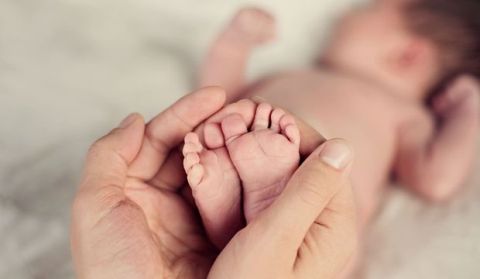 Doğurduğu bebeği istemedi