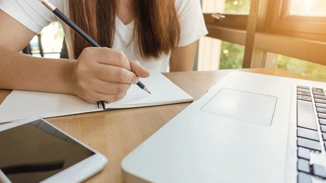 Elle not tutmak zihni geliştiriyor