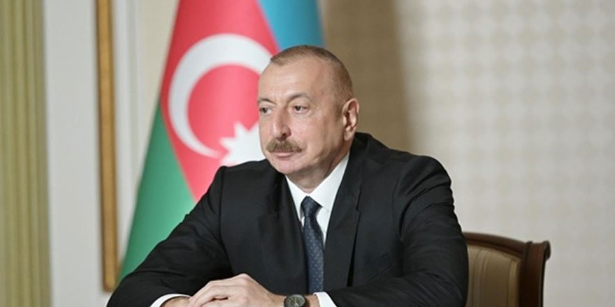 İlham Aliyev: "Ateşkes isteyenler Ermenistan'a silahlar gönderiyor"