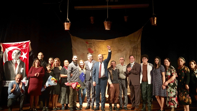 Güney Mesarya Halk Tiyatrosu Türkiye turnesini tamamladı
