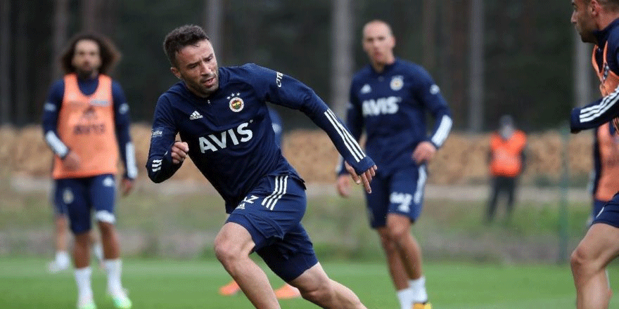 Gökhan Gönül’ün kasık bölgesinde kısmi yırtık tespit edildi