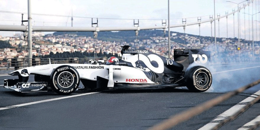 İstanbul’da bas gaza!