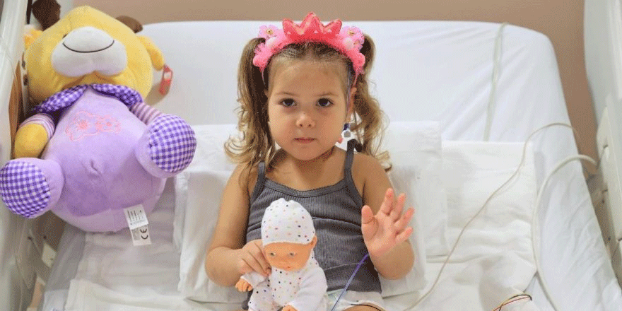 ‘Baban bizi gelip kurtaracak’ diye moral vermiş