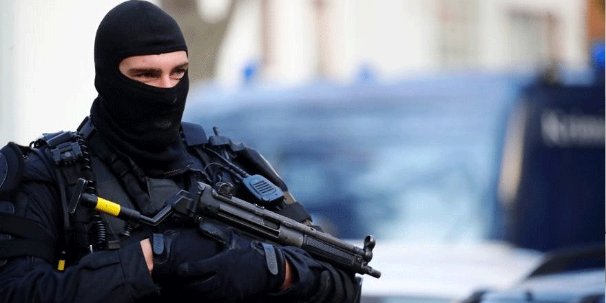 Gece yarısı ev basılmaz